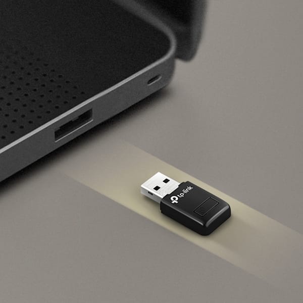 کارت شبکه USB مینی بی سیم 300Mbps تی پی لینک مدل TL-WN823N
