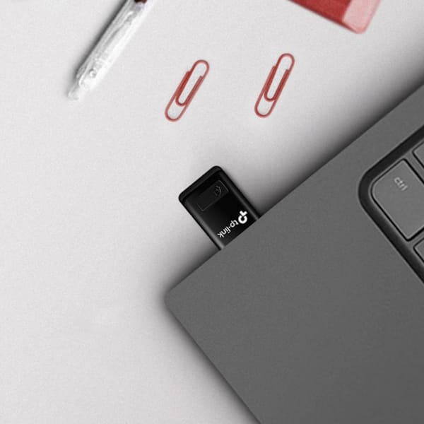 کارت شبکه USB مینی بی سیم 300Mbps تی پی لینک مدل TL-WN823N